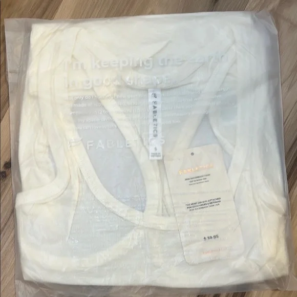 NWT White Fabletics Tank Top - Picture 5 of 5